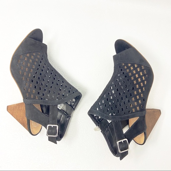 New VINCE CAMUTO EMPERLA cone heel sandals black - Picture 5 of 8